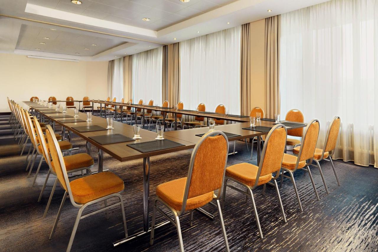 Sheraton Frankfurt Airport & Conference Center