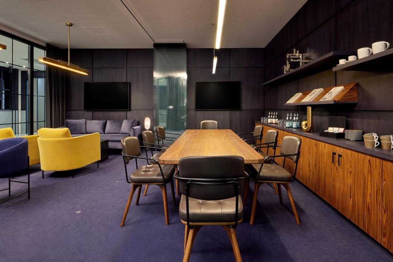 Sheraton Frankfurt Airport & Conference Center Hotel 4*