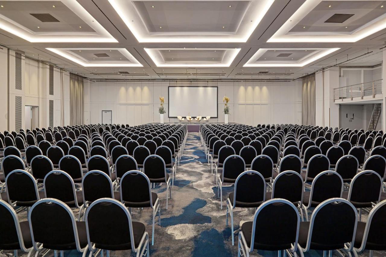 Sheraton Frankfurt Airport & Conference Center 4*